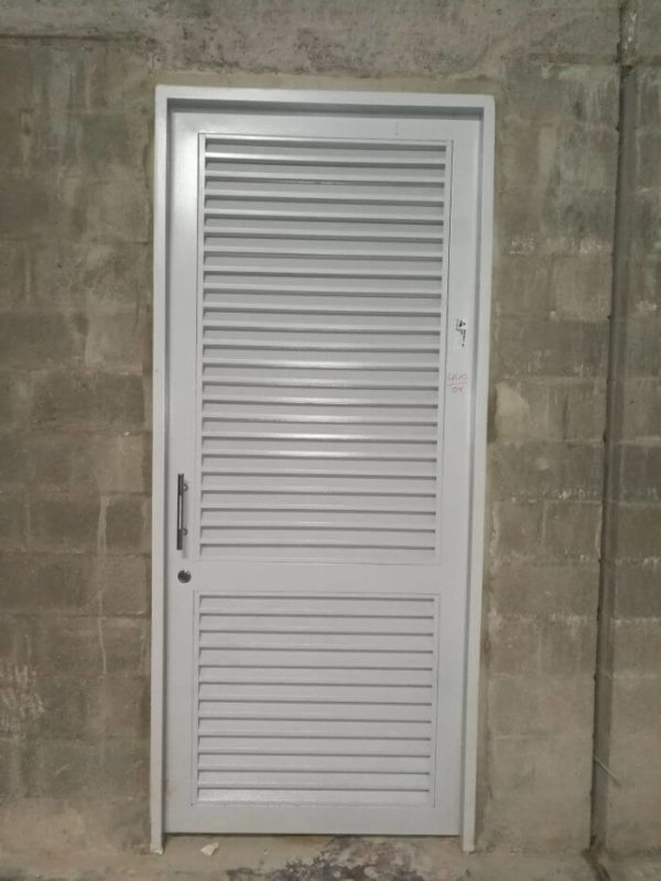 fabrica puertas metalicas (2)