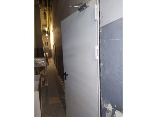 Puertas Para Salida de Emergencia UNA HOJA - Image 13